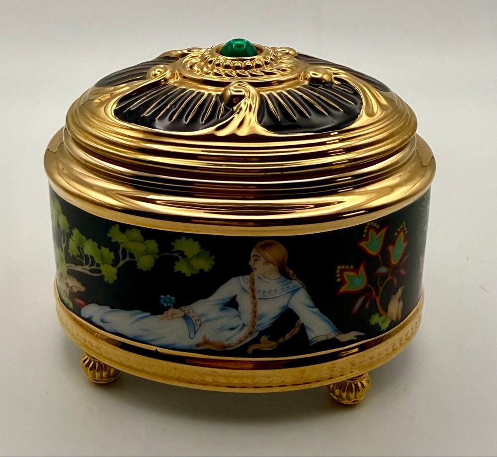 Vintage House of Fabergé Franklin Mint "The Stone Flower" Music Box